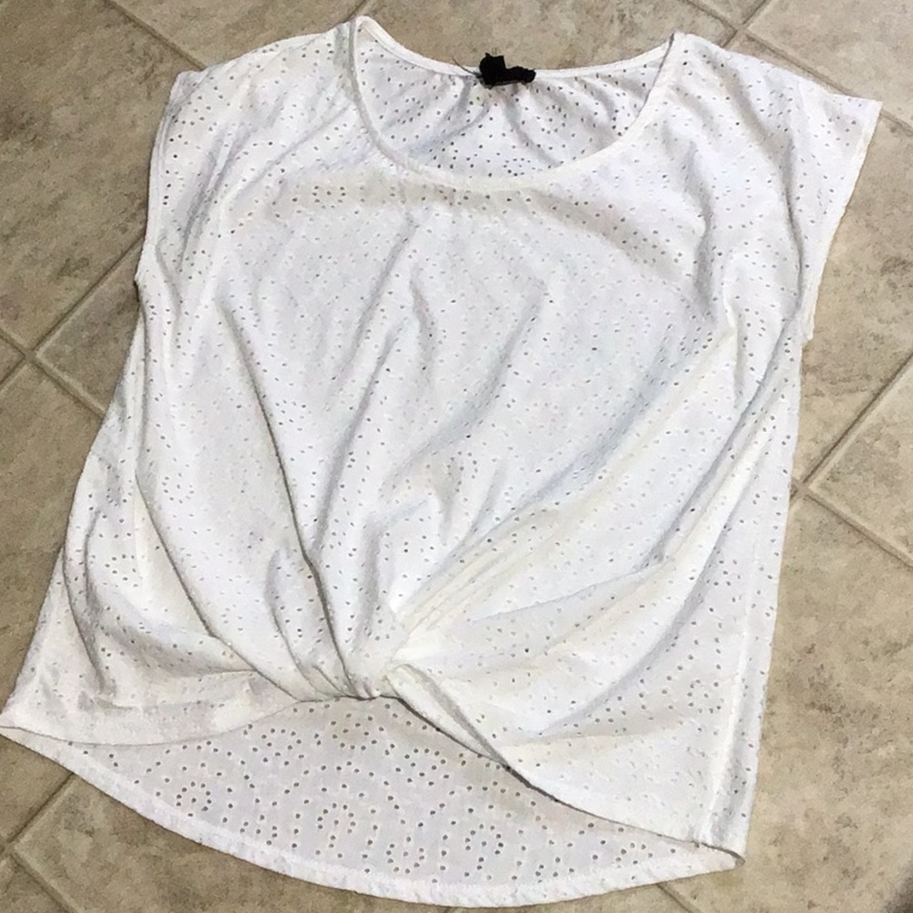 W5, Short sleeve top